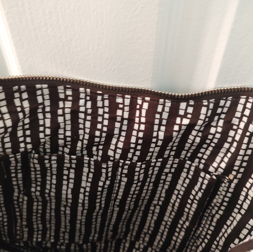 Vera Bradley Hobo Bag - Rainforest Pattern - Picture 10 of 10